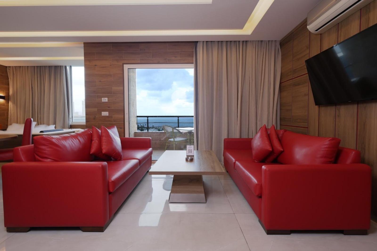 Ibiza Hotel จูนิเย ภายนอก รูปภาพ