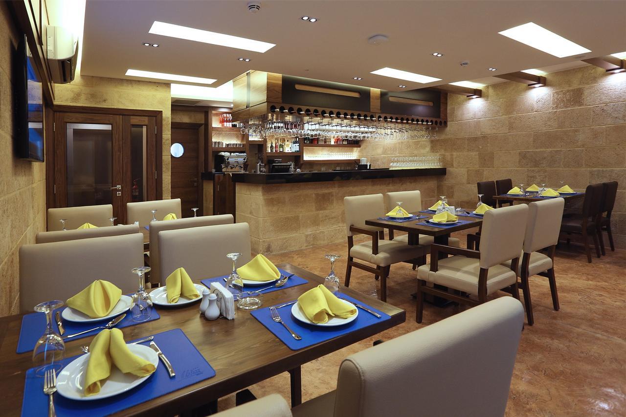 Ibiza Hotel จูนิเย ภายนอก รูปภาพ
