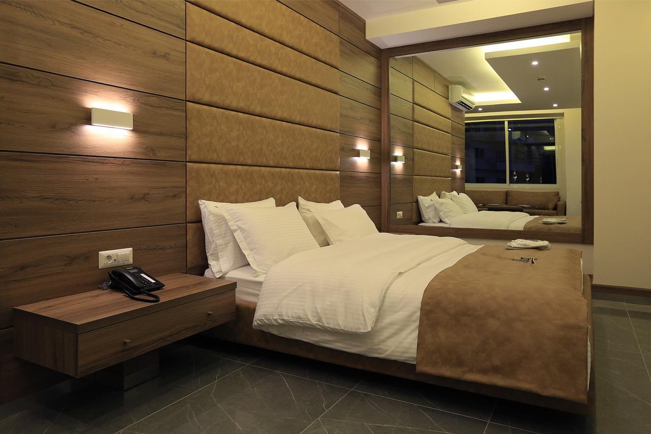 Ibiza Hotel จูนิเย ภายนอก รูปภาพ