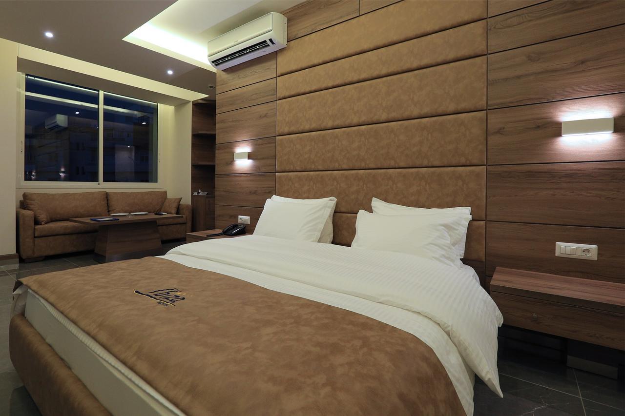 Ibiza Hotel จูนิเย ภายนอก รูปภาพ
